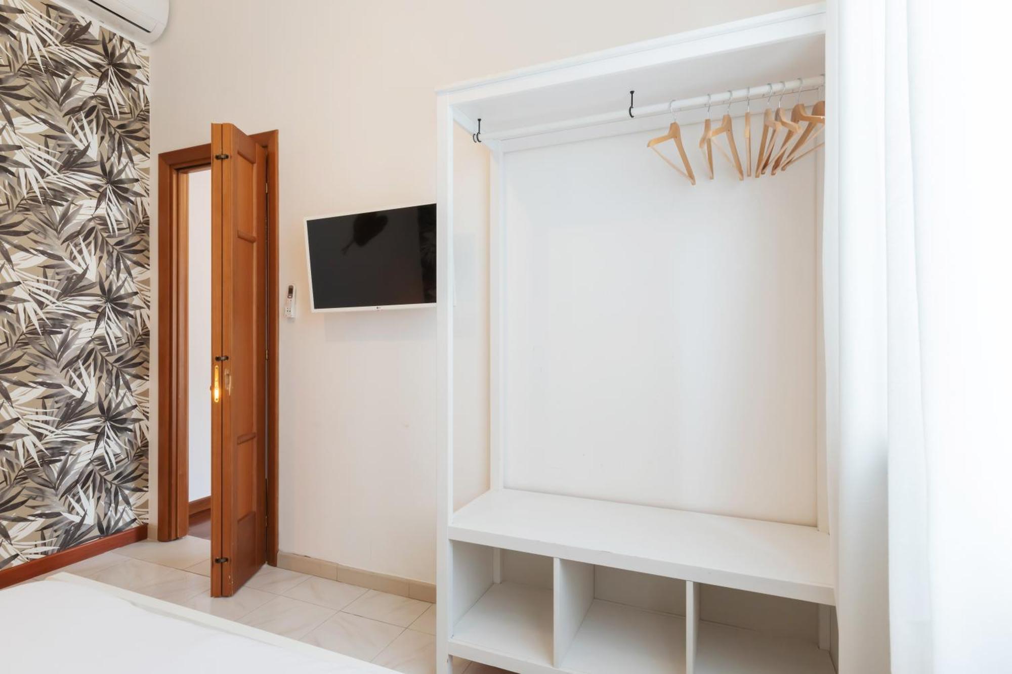 Duomo - Citylife Pink Vintage Apt Center Milan Apartment Exterior photo